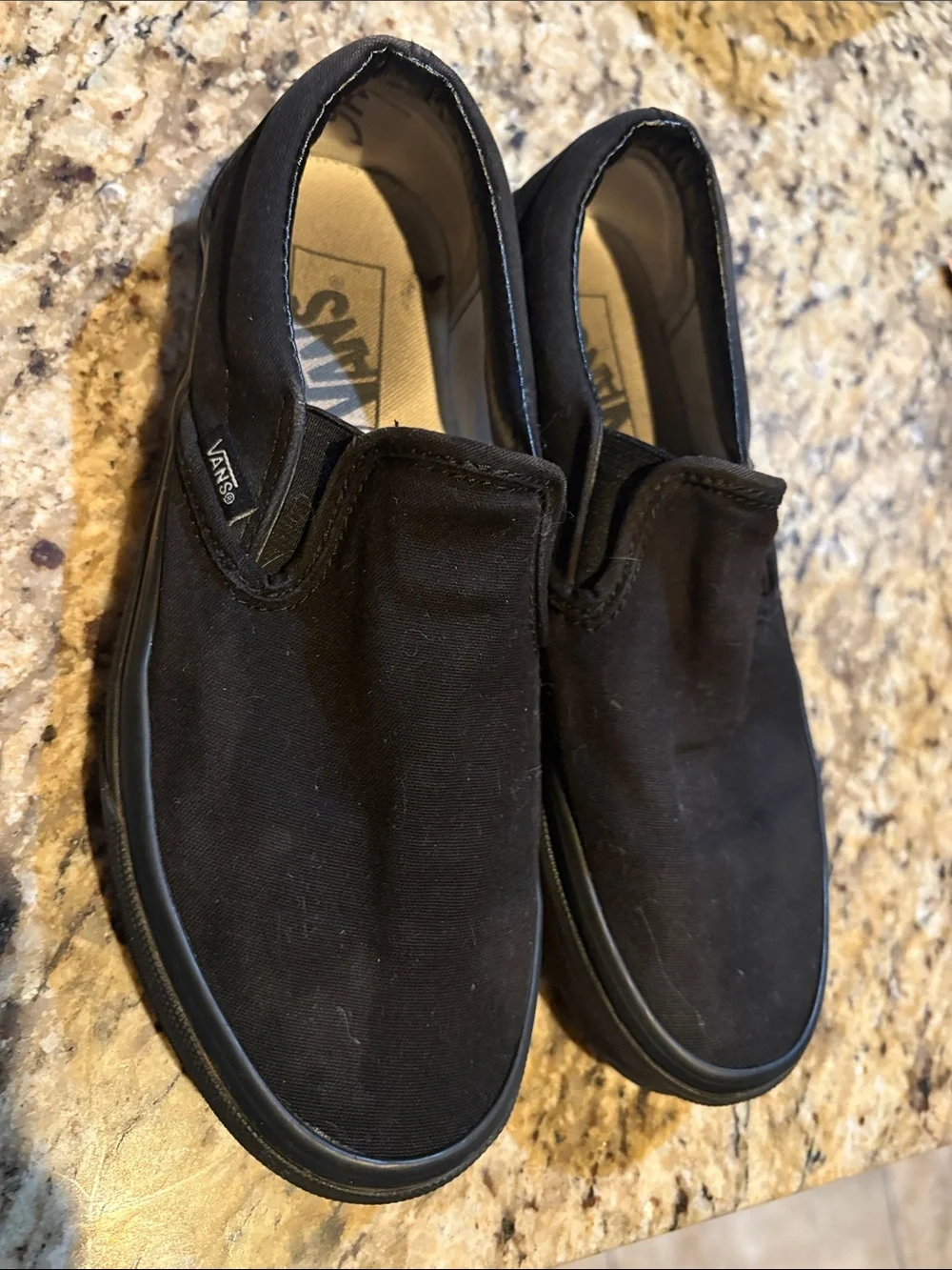 Vans Men's size 5.5 Slip-On Loafers in Black